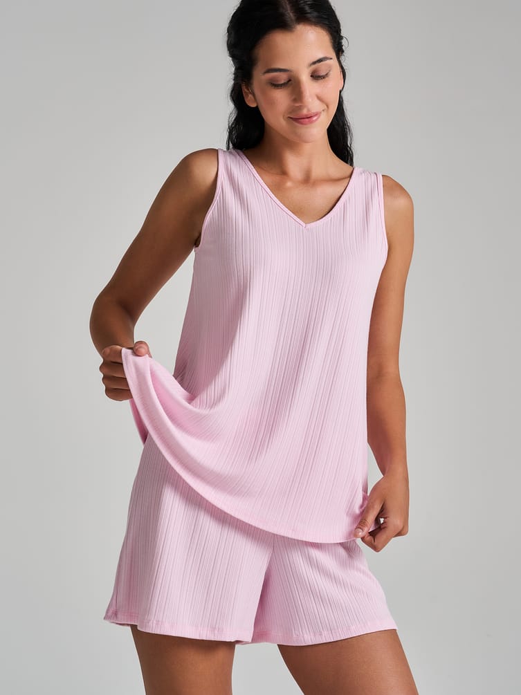 Пижама из вискозы с шортами