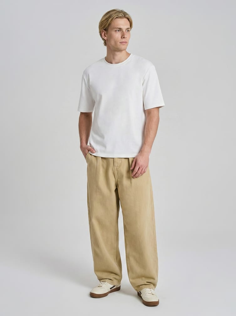 Джинсы широкие на резинке