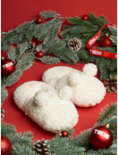 Плюшевые тапочки с помпонами