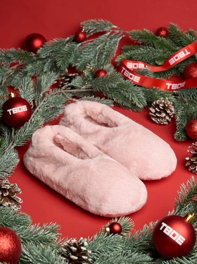 Закрытые тапочки для дома