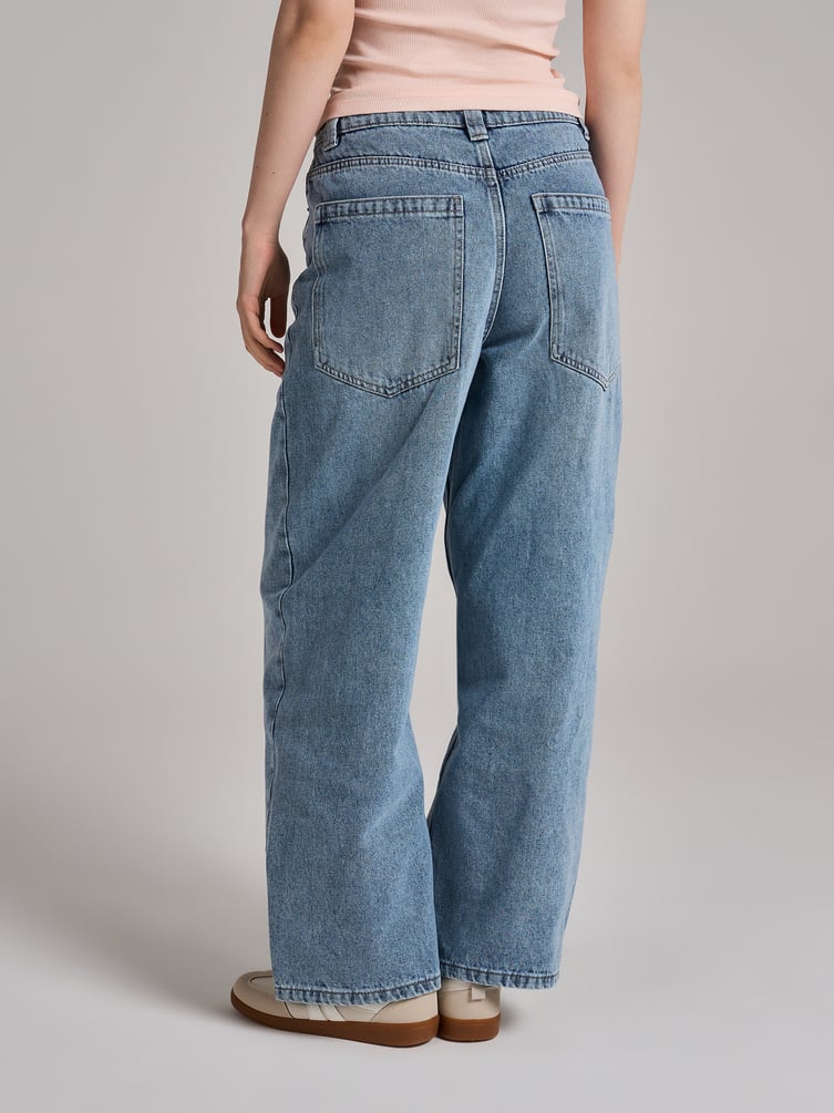 Джинсы багги широкие с вареным эффектом