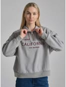 Толстовка теплая с полузамком с вышитой надписью