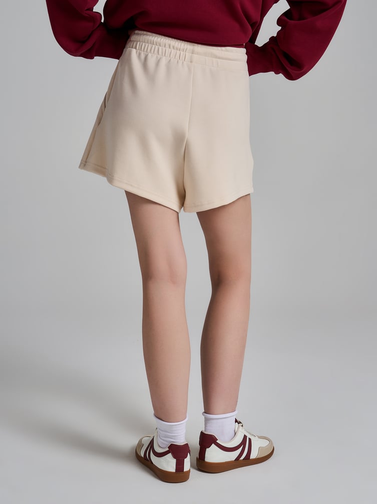 Шорты из вискозы со стрелками