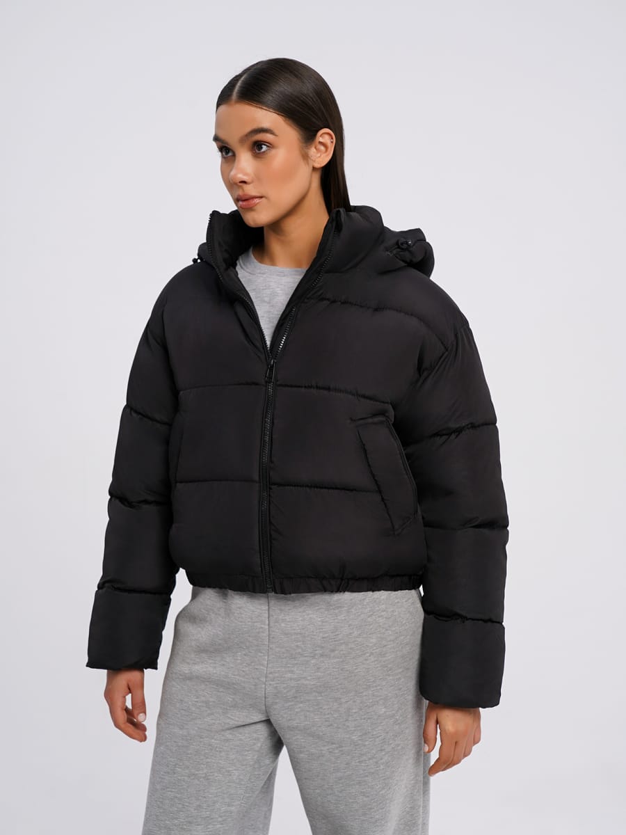 Зимняя куртка-зефирка с капюшоном