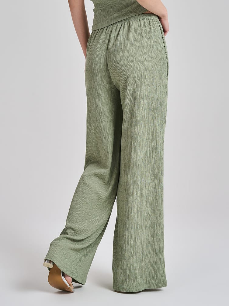 Брюки прямые из жатой ткани