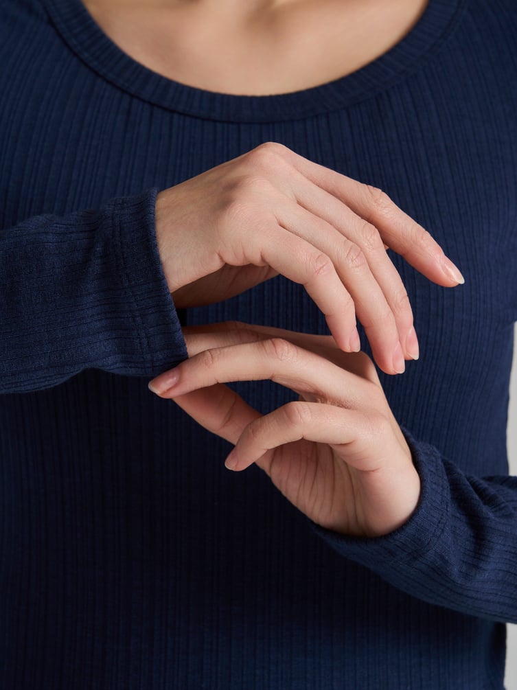 Пижама из вискозы с брюками