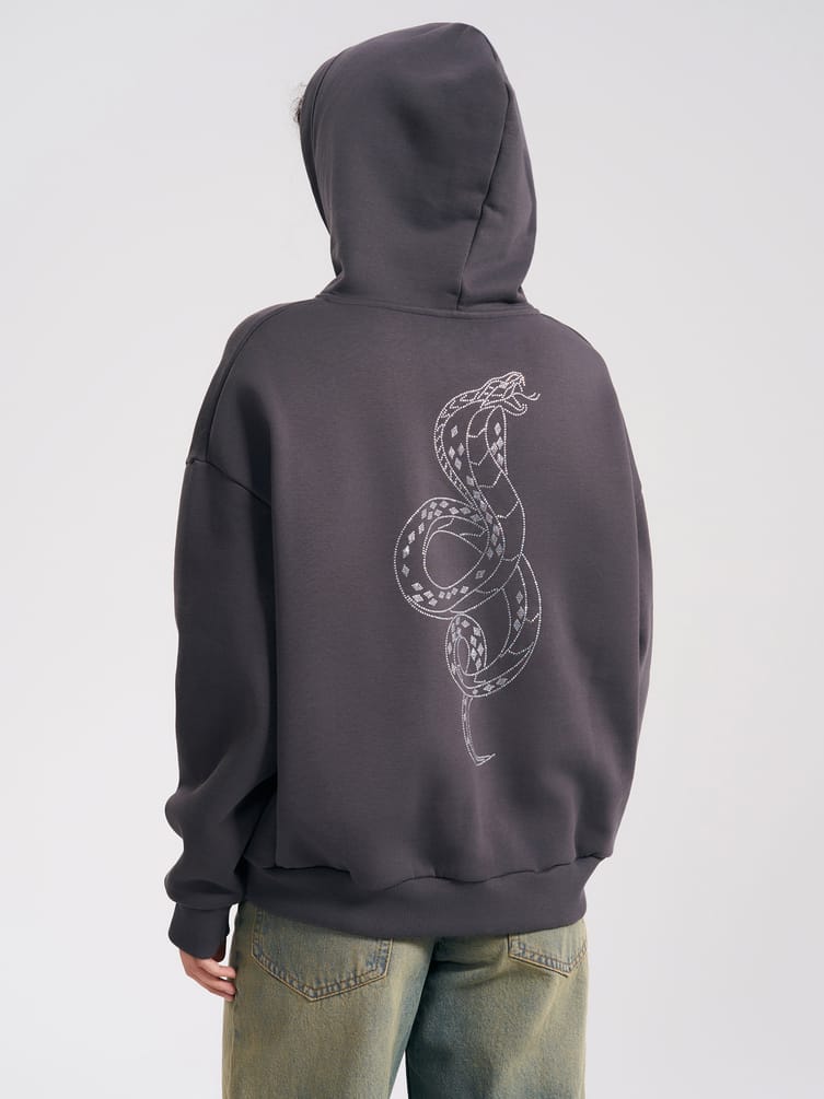 Теплое худи со стразами на спине