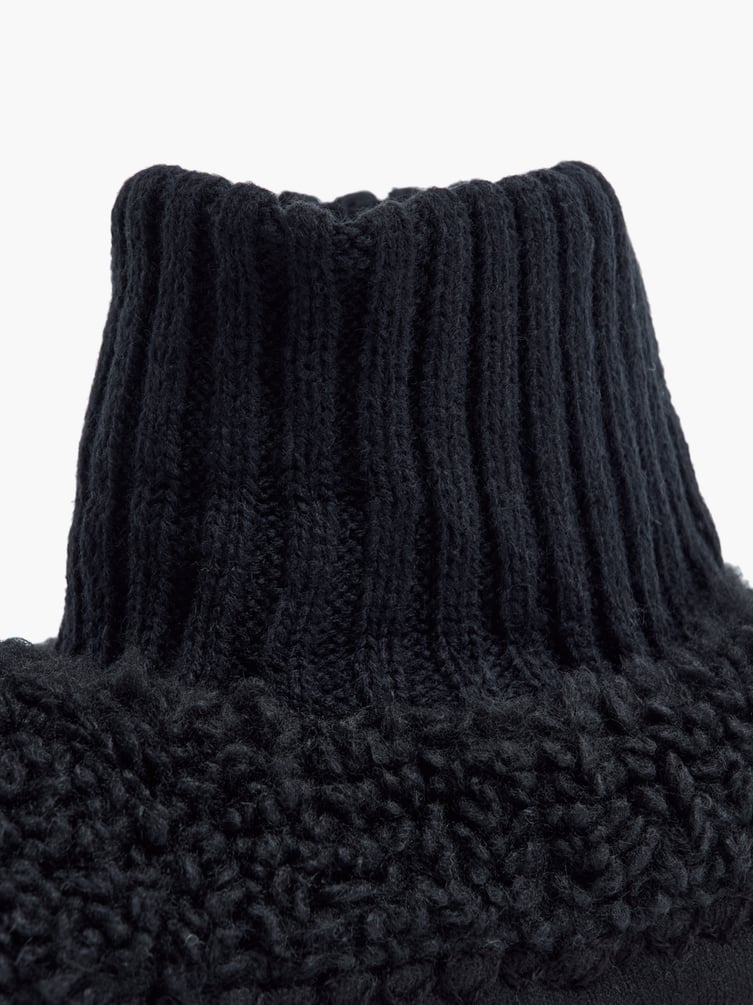 Закрытые тапочки для дома