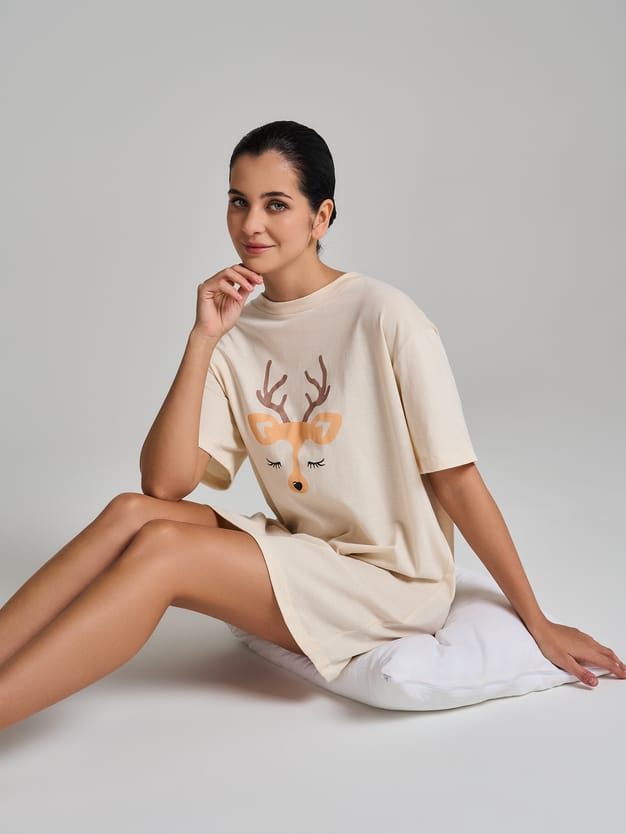 Хлопковая ночная сорочка с принтом оленя