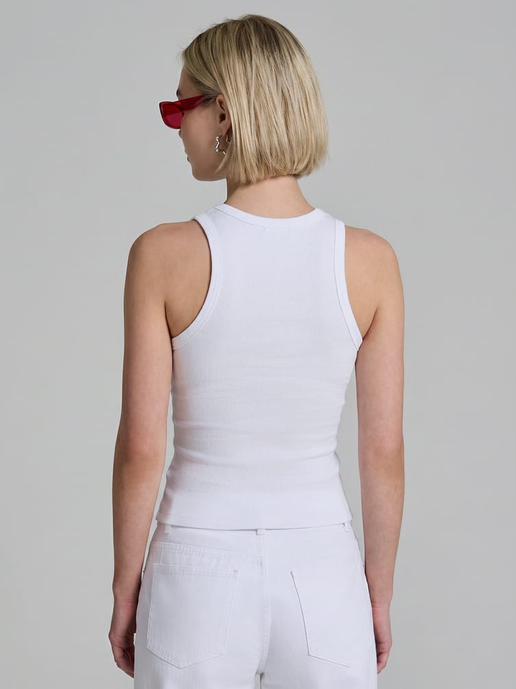 Майка на широких бретелях в рубчик