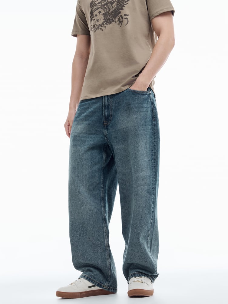 Широкие джинсы багги