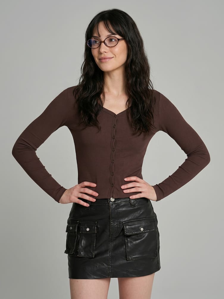 Кардиган облегающий на пуговицах