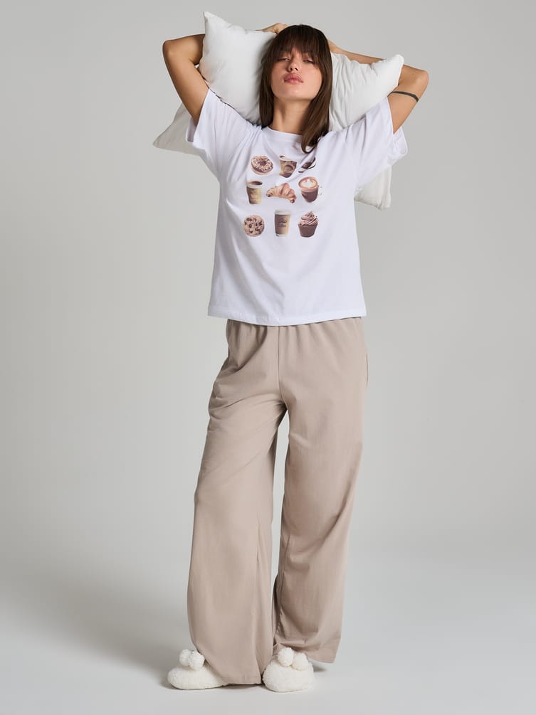 Пижама с принтом и брюками