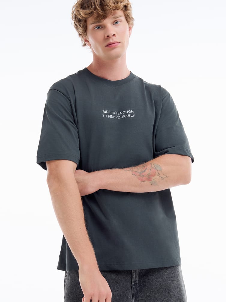 Хлопковая свободная футболка