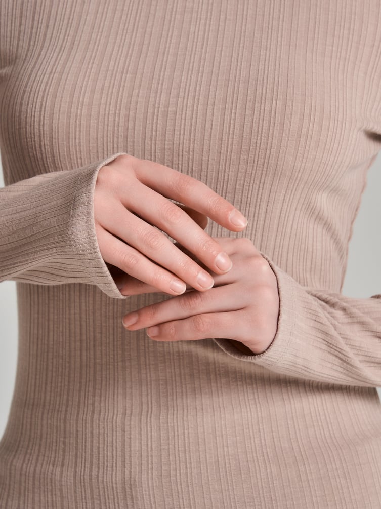 Пижама из вискозы с брюками