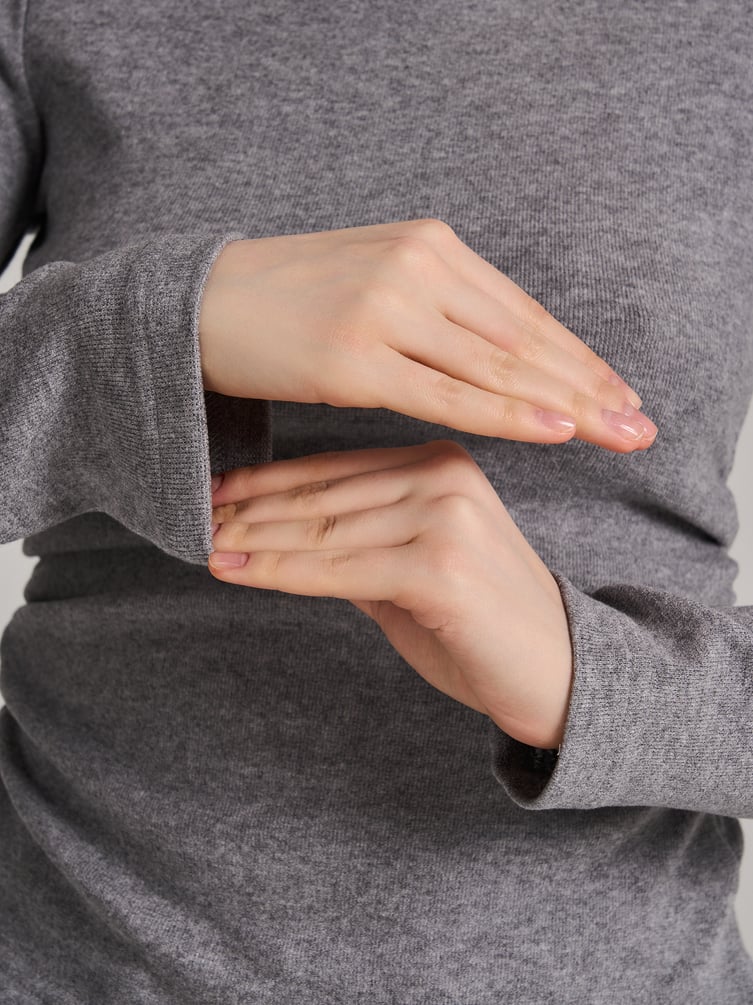 Лонгслив приталенный с драпировкой