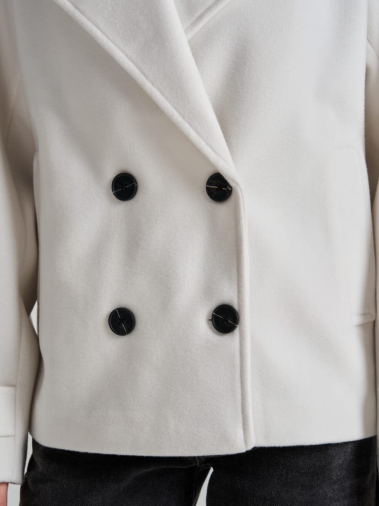 Пальто демисезонное двубортное