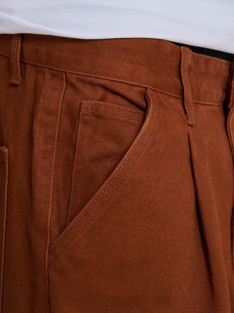 Зауженные укороченные брюки