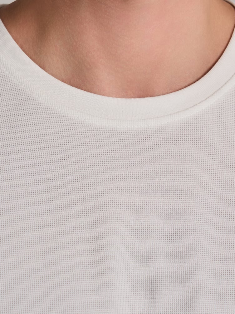 Футболка однотонная с коротким рукавом