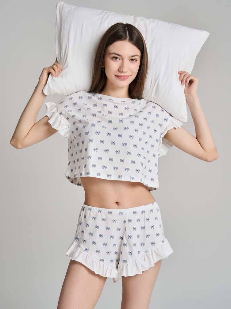 Пижама с рюшами и принтом бантиков