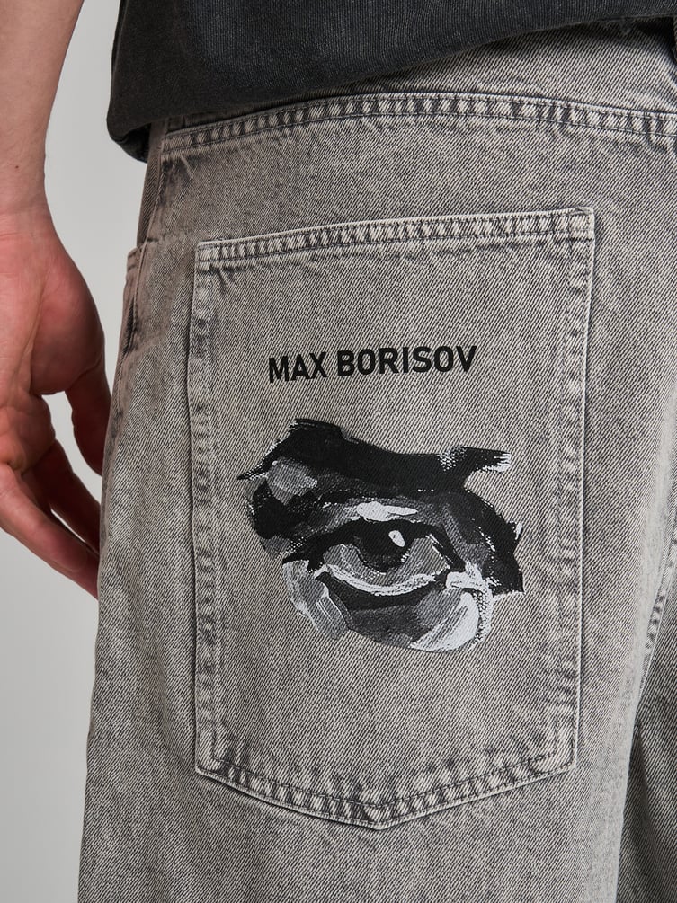 Джинсы широкие с принтом Макс Борисов