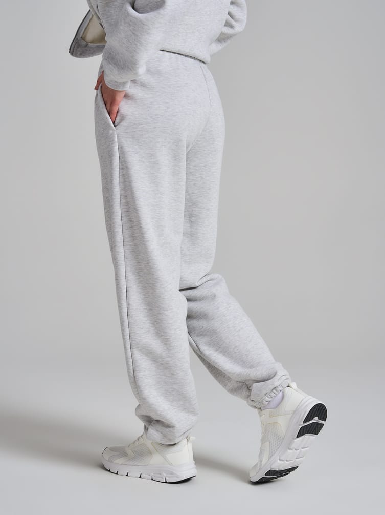 Брюки джоггеры спортивные