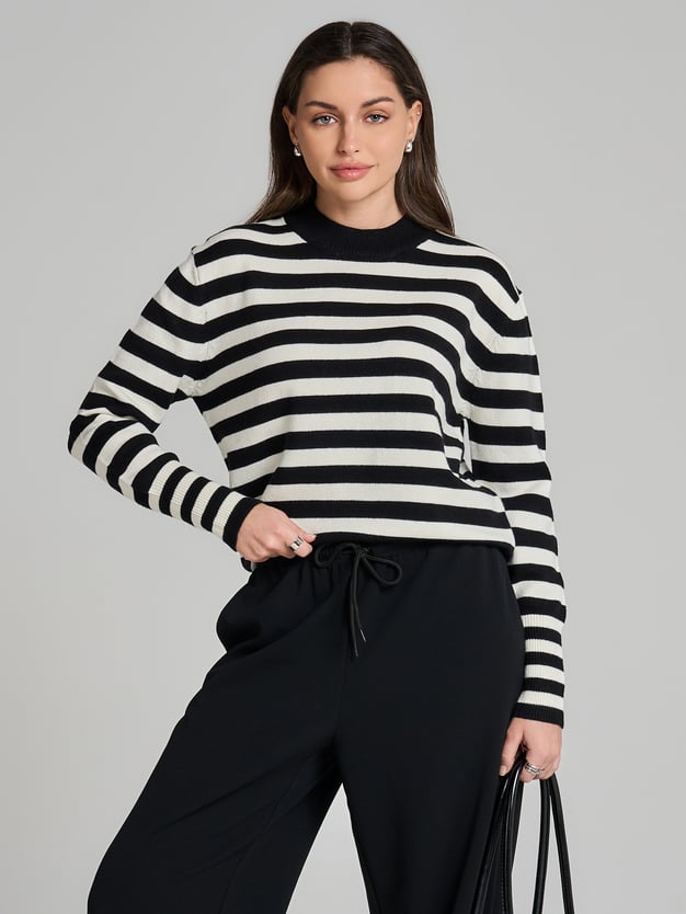 Джемпер трикотажный в полоску