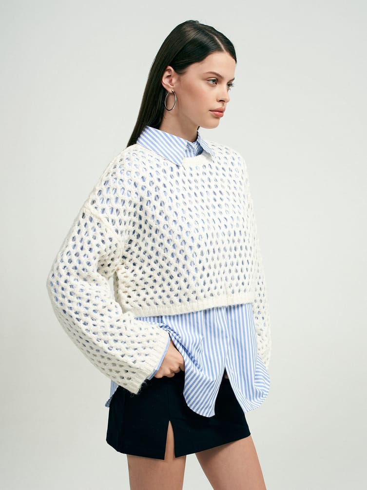 Укороченный вязаный джемпер в сетку