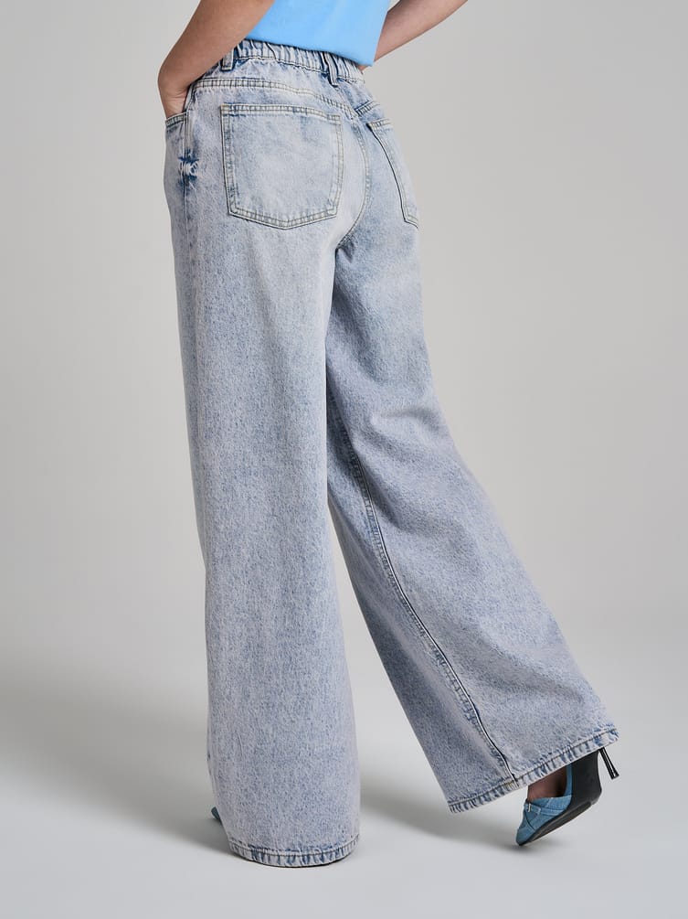 Джинсы широкие на резинке