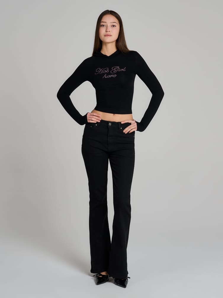 Лонгслив с капюшоном и надписью стразами