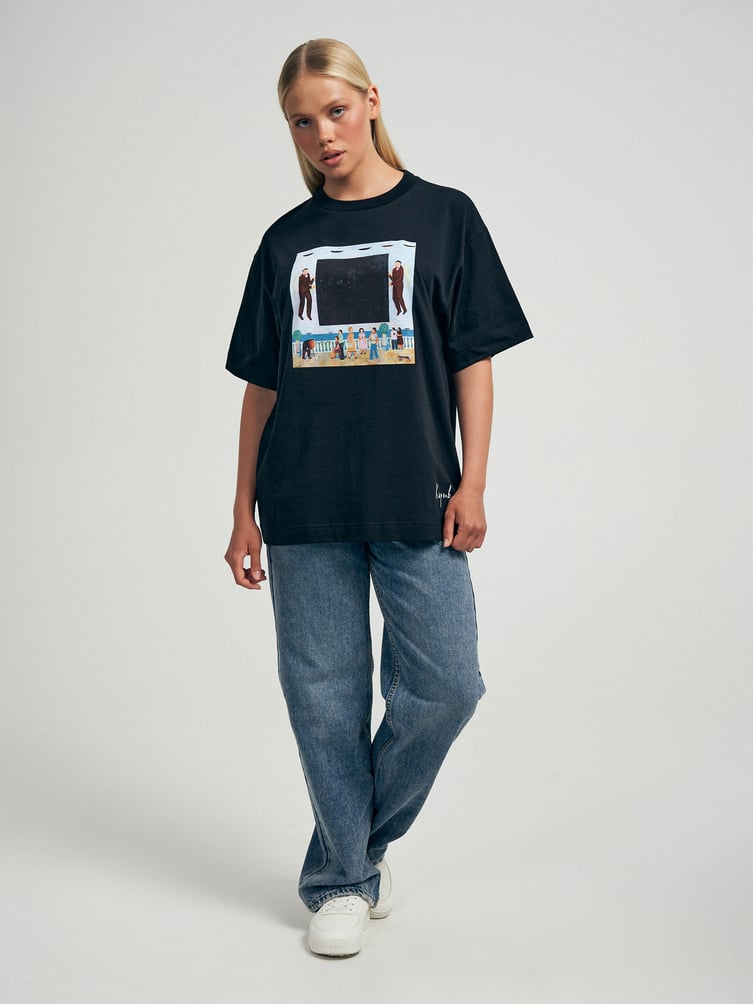 Футболка оверсайз с принтом картин Андрея Карпова