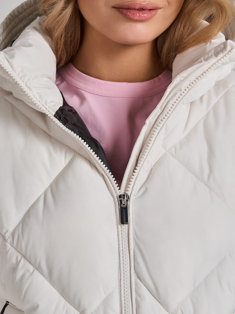 Куртка стеганая с капюшоном