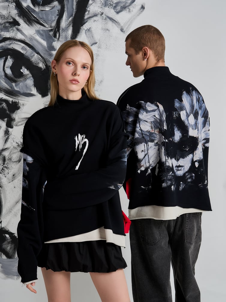 Свитшот оверсайз с принтом Макс Борисов