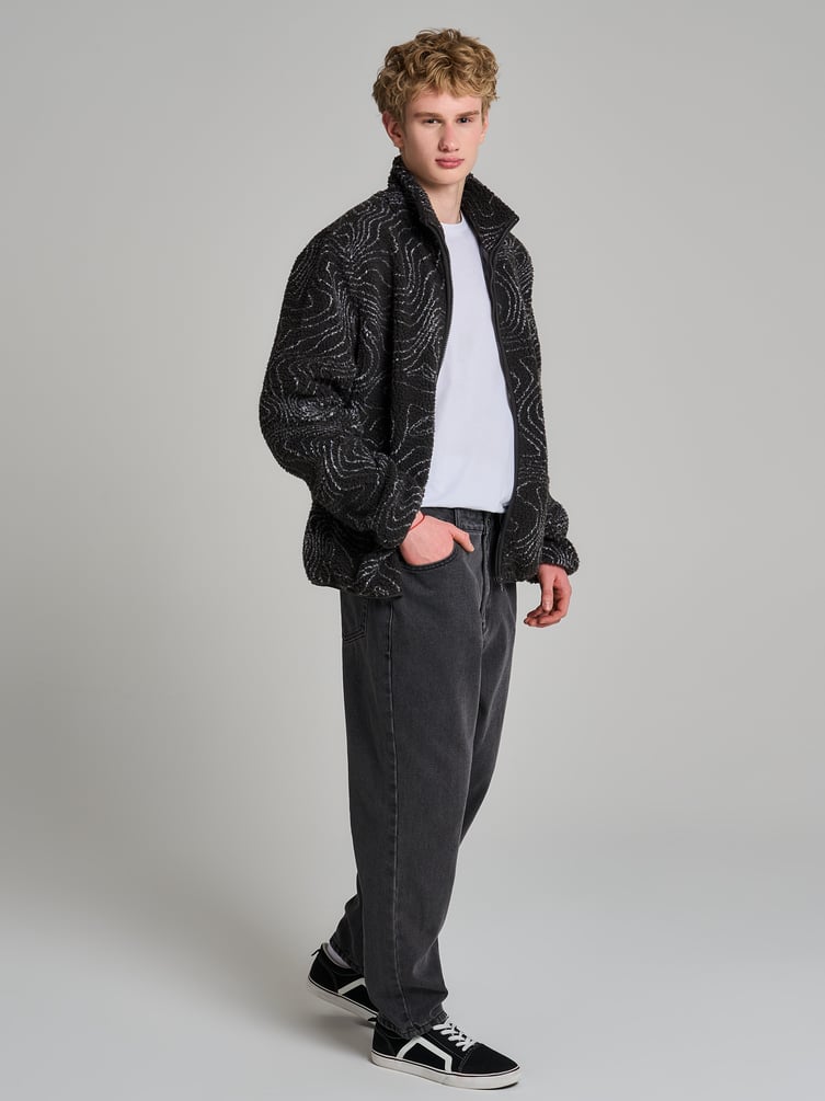 Джинсы зауженные Carrot