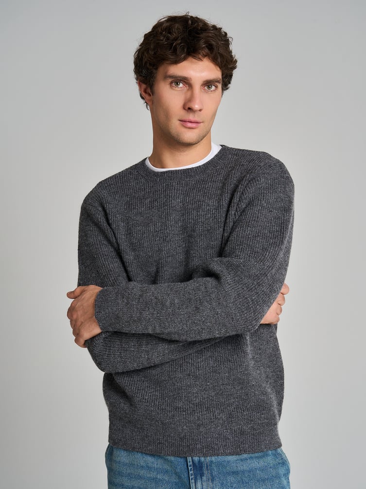 Джемпер вязаный теплый