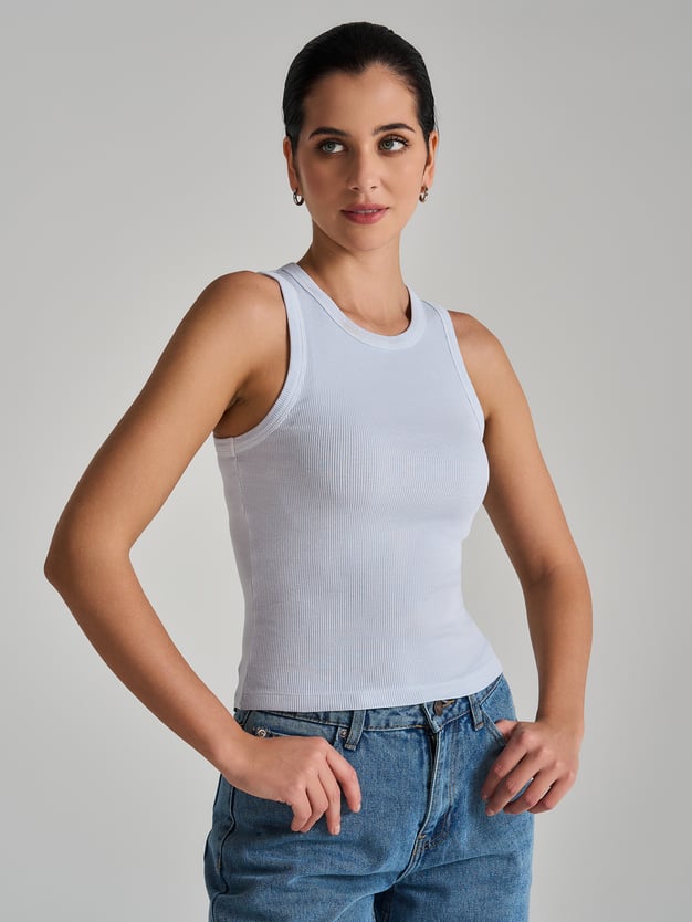 Майка на широких бретелях с вареным эффектом