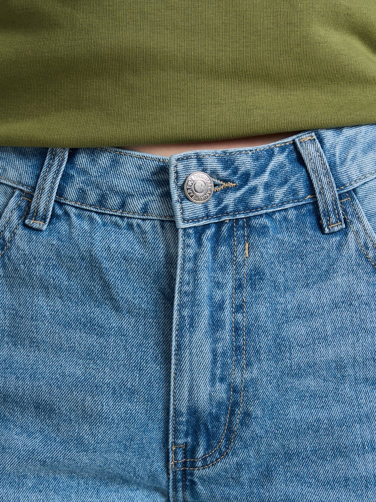 Джинсы широкие с вареным эффектом