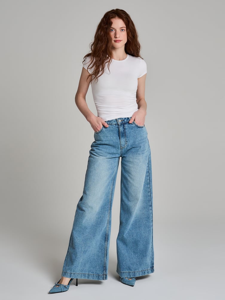 Джинсы широкие с завышенной талией