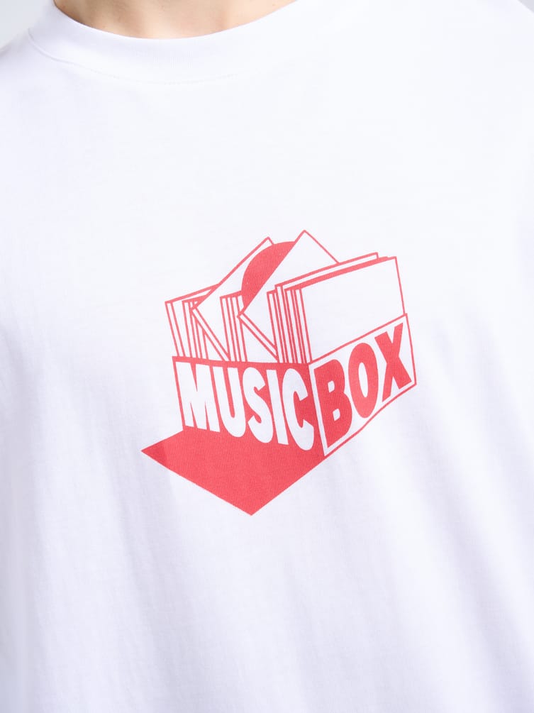 Футболка оверсайз с принтом и надписью Music box