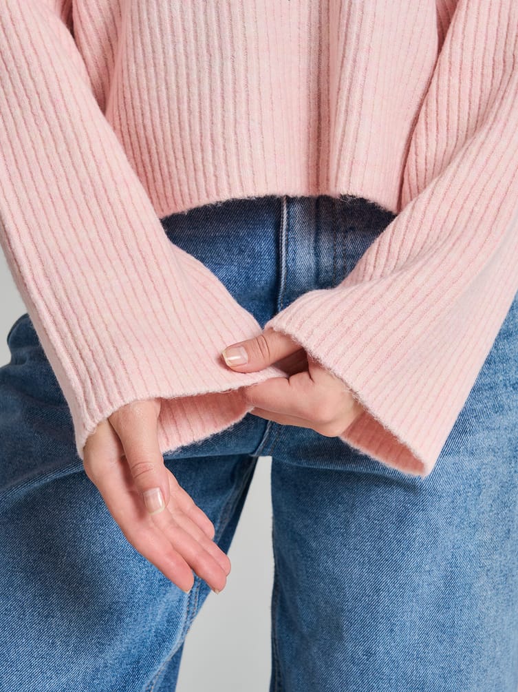 Свитер вязаный теплый