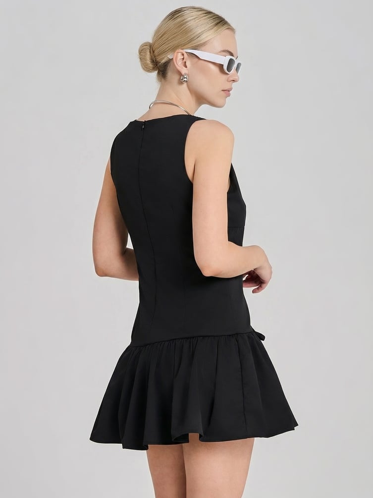 Платье мини с широкой юбкой