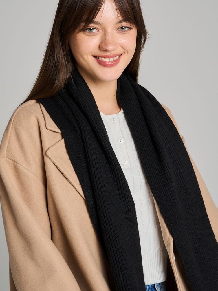 Зимний однотонный шарф