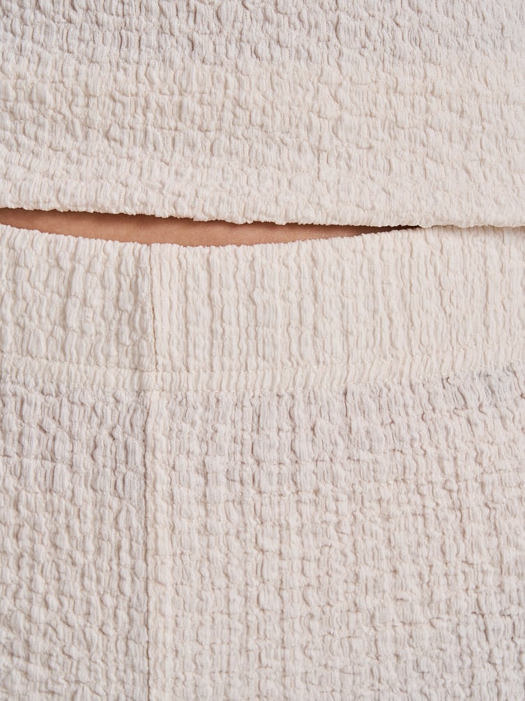 Брюки прямые летние из жатой ткани