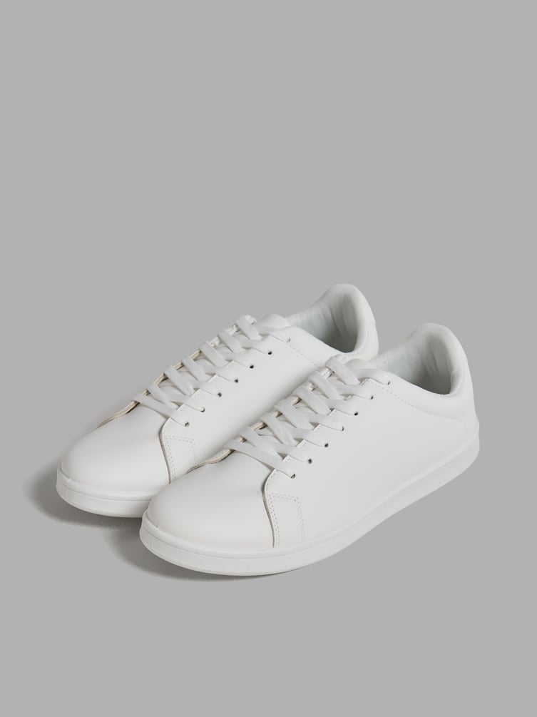 Кроссовки низкие спортивные