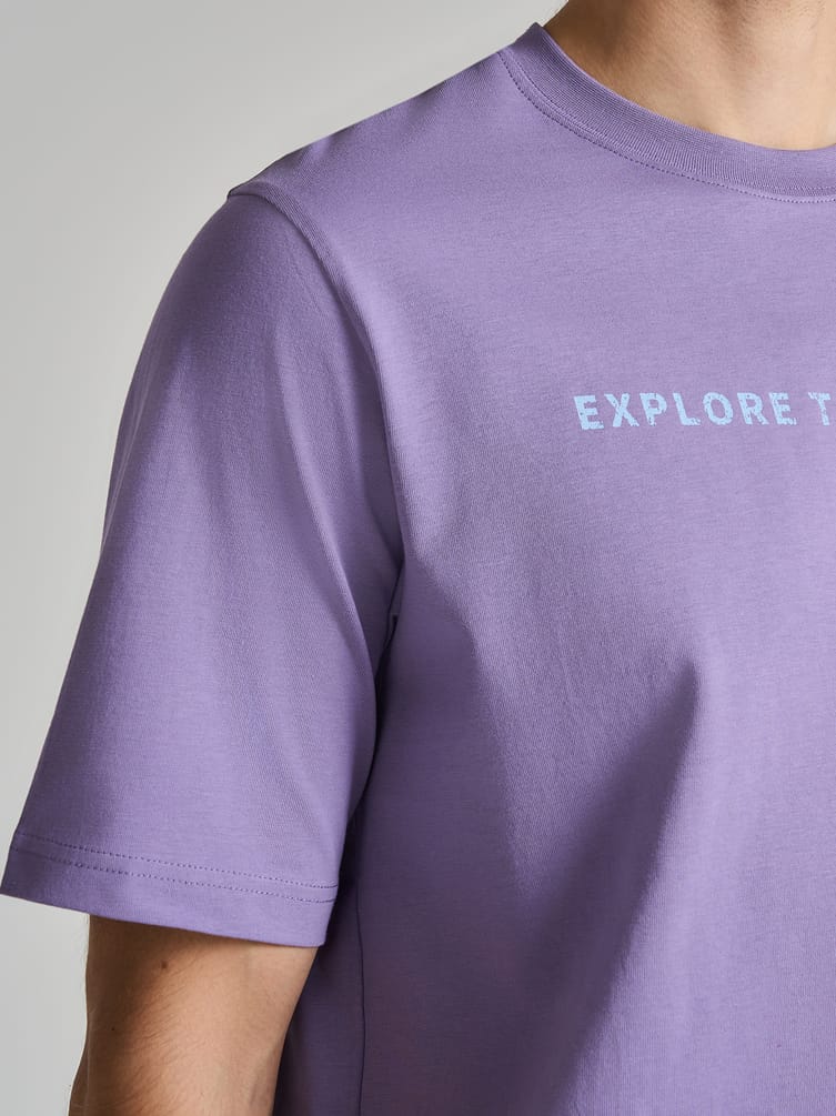 Футболка оверсайз с принтом на спине