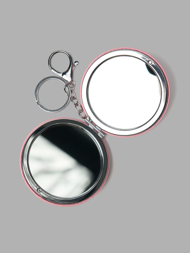 Карманное зеркальцо