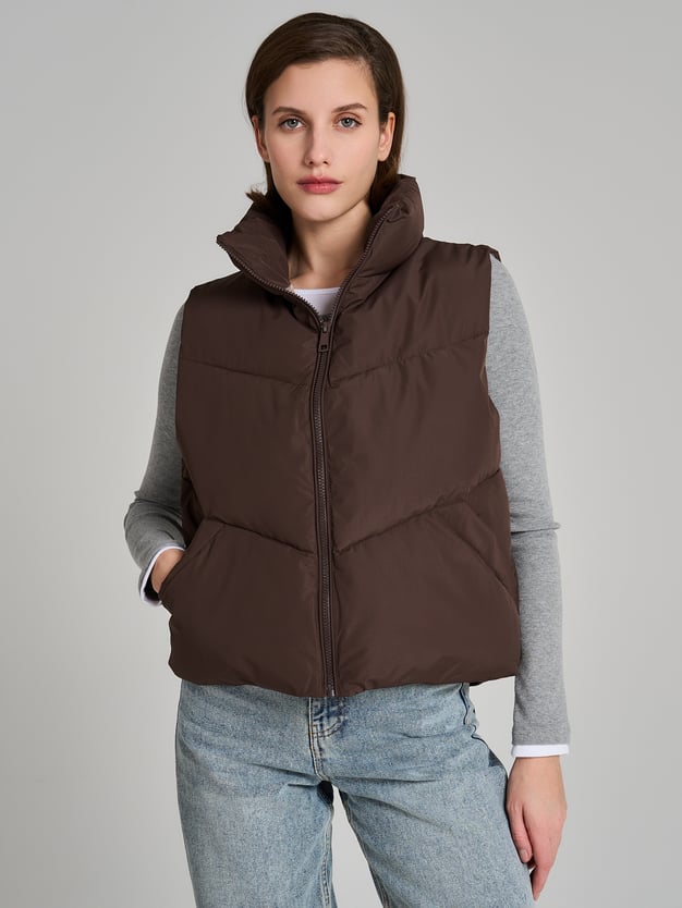 Жилет утепленный на синтепоне