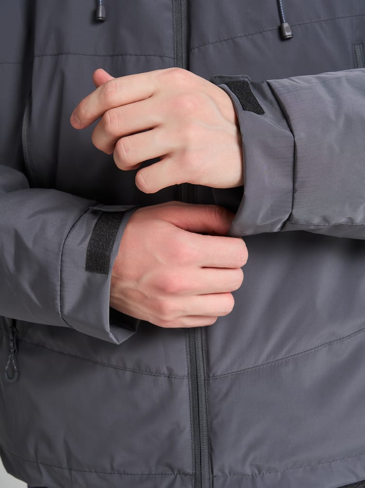 Куртка демисезонная с капюшоном