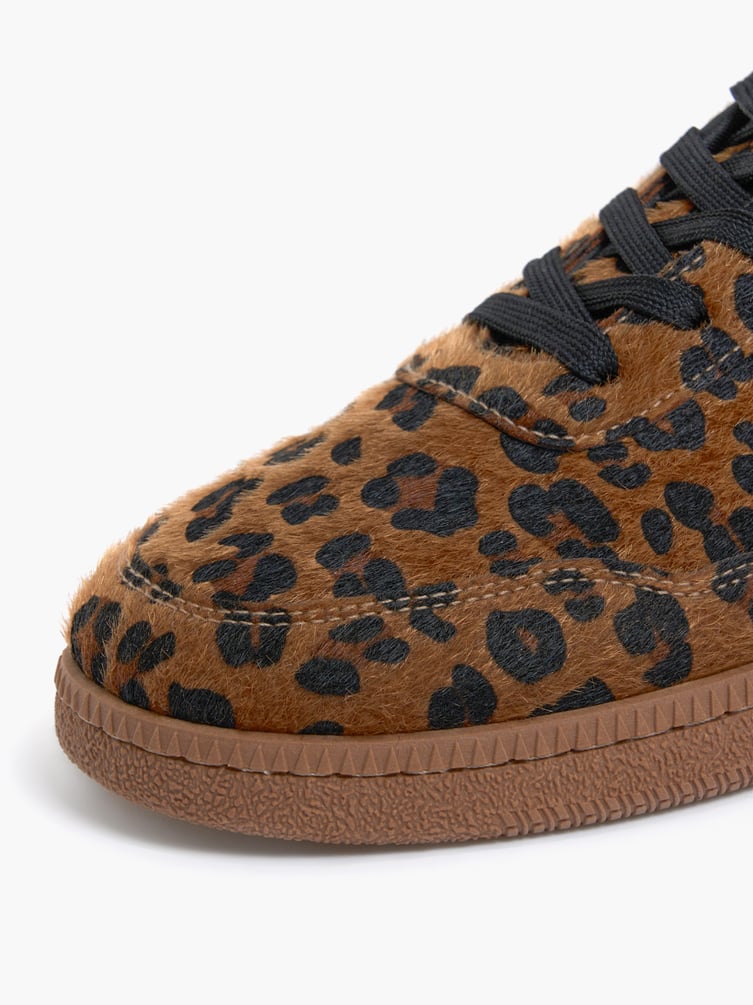 Леопардовые кроссовки меховые