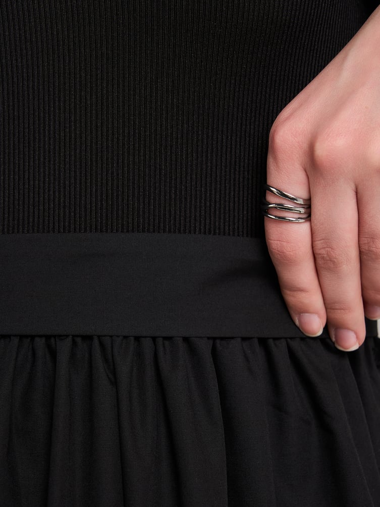 Платье нарядное с воланами